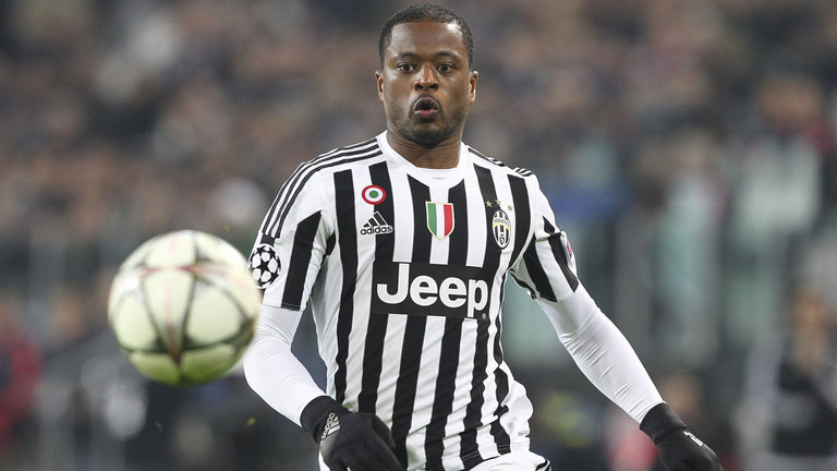 Patrice Evra Gabung Crystal Palace